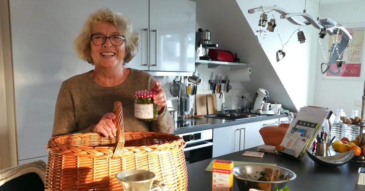 Oma Ute Mit Salz hält Suppengrün auch ohne Kühlen